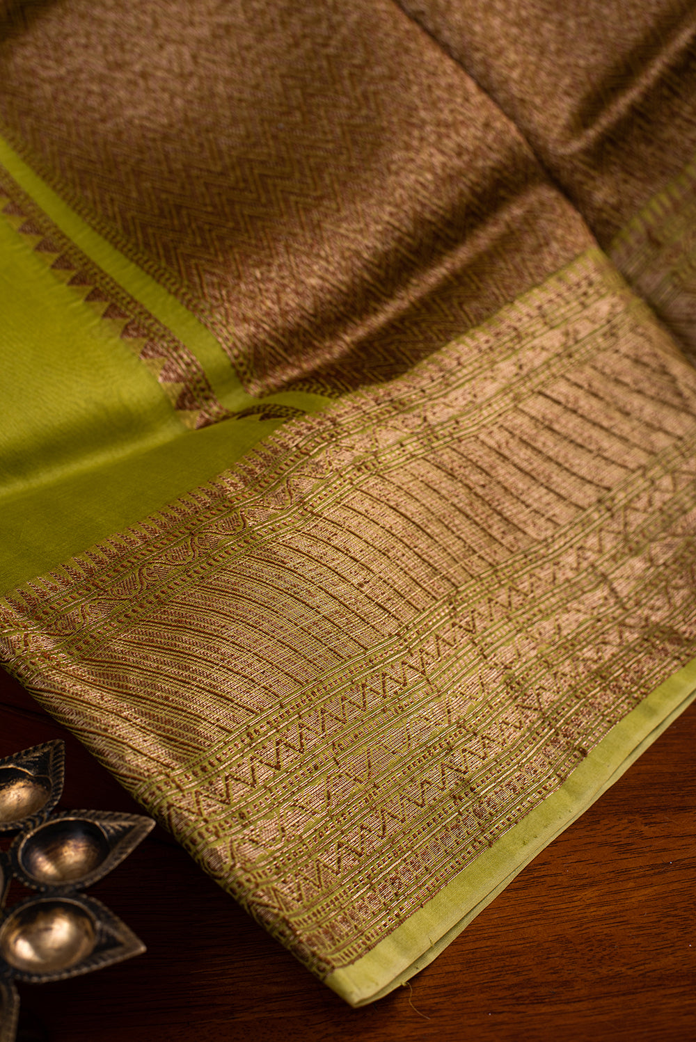 Leaf Green Organza Benarasi