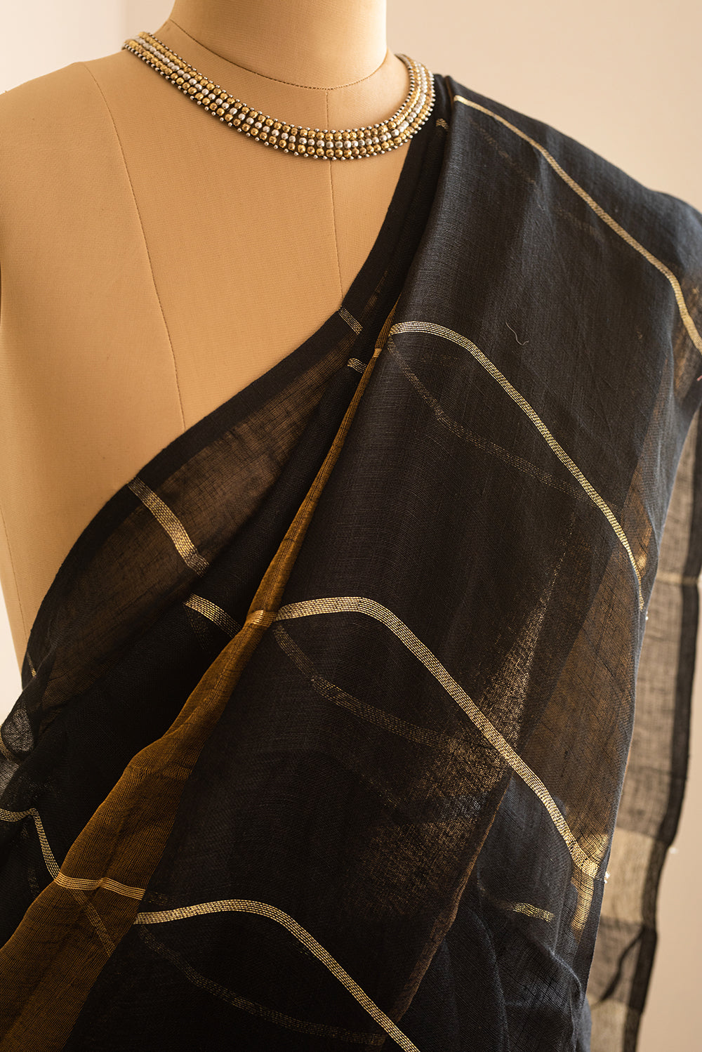 Black & Gold Bengal Linen & Tissue