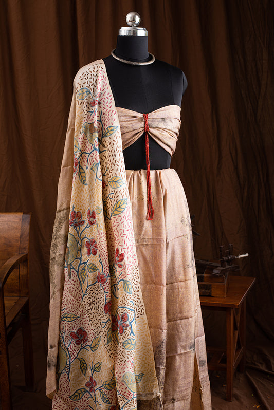 Green & Beige Tussar Silk  Eco Print and Hand Paint
