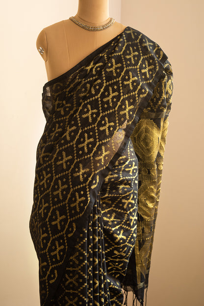Black & Gold Bengal Linen Jamdani